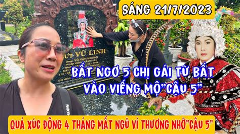 Quá Xúc Động Chì Gái Đi Xe Xịn Từ Bất Vào Viếng Mộ NSUT VŨ LINH Mất Ngủ