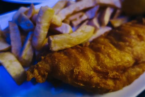 フィッシュアンドチップスが美味しいお店「ギグズ・フイッシュandチップス（gigs Fish And Chips）」 − ロンドン旅行