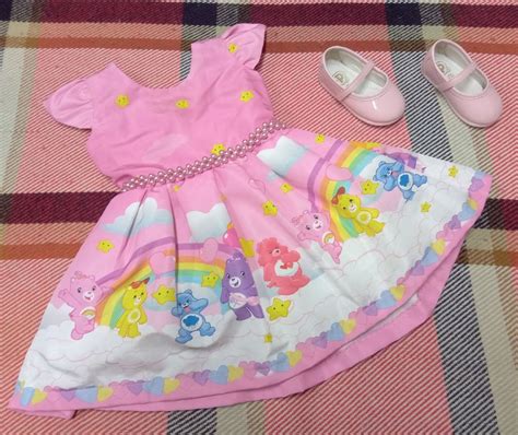 Kit Vestido Ursinhos Carinhosos E Sapato De Bonequinha Roupa Infantil