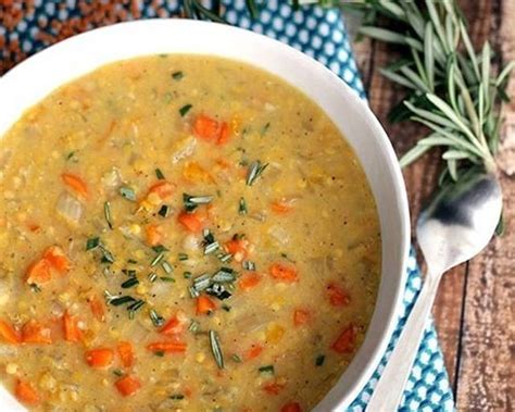 Диетический чечевичный суп с курицей