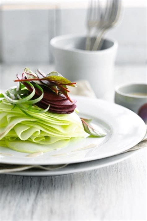 Salade Van Koolrabi Rode Biet En Geitenkaas Recepten Njam