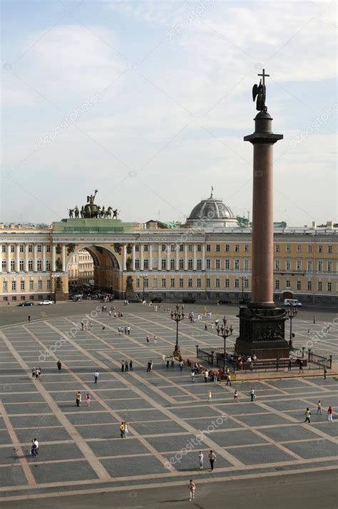 Alexander Column in St Petersburg — Stock Photo © wrangel #13494551