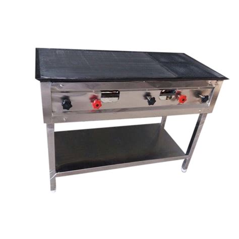 Silver Gas Stainless Steel Hot Dosa Plate For Hotel Size X Ft L X W At In