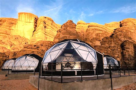 Luxurious Glamping In Jordans Wadi Rum Desert Za
