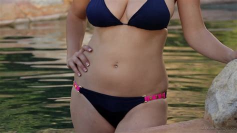 Relaxing Massage Leads To Hot Lesbian Copulation ZB Porn