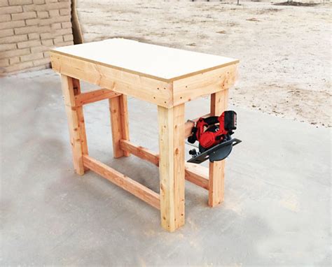 DIY Small Workbench | MyOutdoorPlans