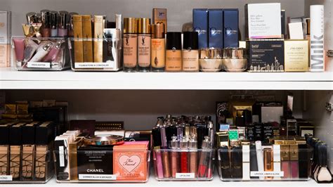 The French Beauty Products Parisian Women Use During the Holidays ...