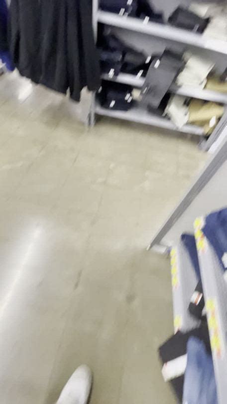 BIG JUICY ASS PAWG GILF I FOLLOWED AROUND THA Tumbex