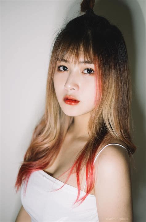 Tạm dừng làm thánh nữ hot girl Melody Marks lấn sân sang nghiệp streamer fan tò mò về nội dung