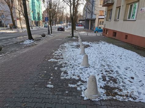 Nie Tylko Gmina Chrzan W Walczy Z Dzikim Parkowaniem Na Alei Henryka