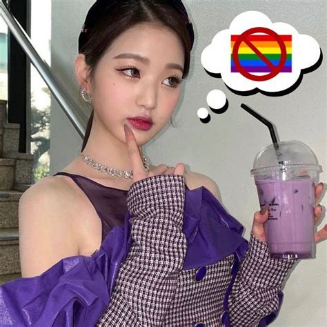 Wonyoung 😱😱 Meme Faces Funny Cartoon Memes Reaction Pictures