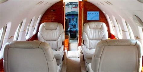 HAWKER 800 XP Privatjet Mieten AEROAFFAIRES