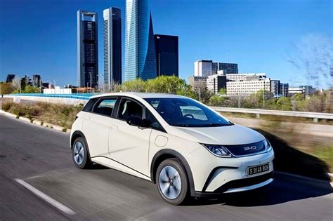 Salvador Caetano lança chinesa BYD gama arranca três eléctricos