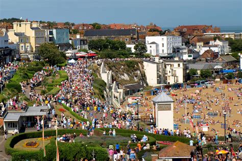 Broadstairs Folk Week | Roger De Haan Charitable Trust