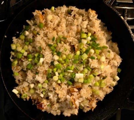 Bobby Flay S Crispy Coconut Scallion Rice C H E W I N G T H E F A T