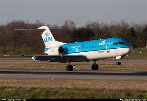 PH KZP KLM Cityhopper Fokker 70 F28 Mark 0070 Photo By Joel Vogt ID