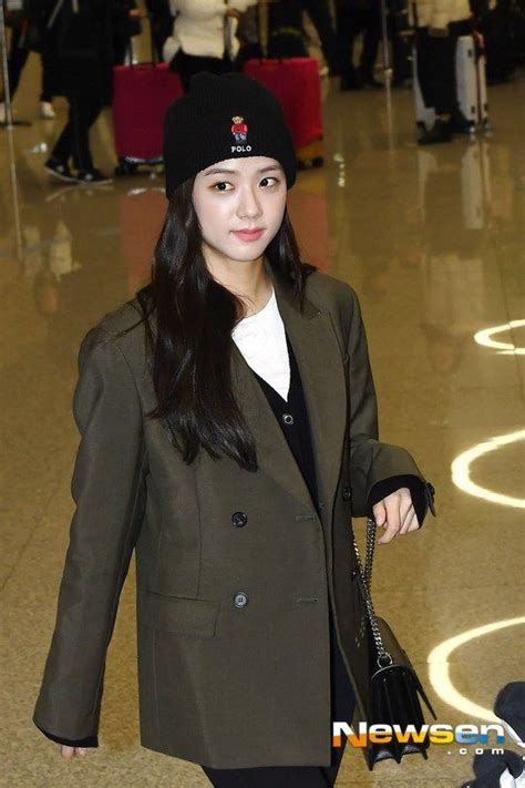 Jisoo Airport Photos At Incheon From Philippines February 3 2019