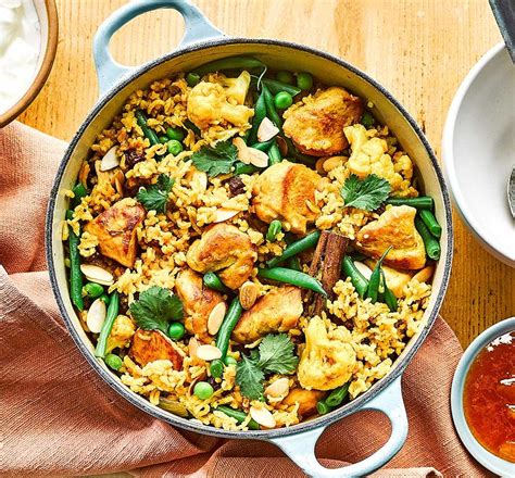 One Pot Chicken And Curry Rice Good Food Middle East