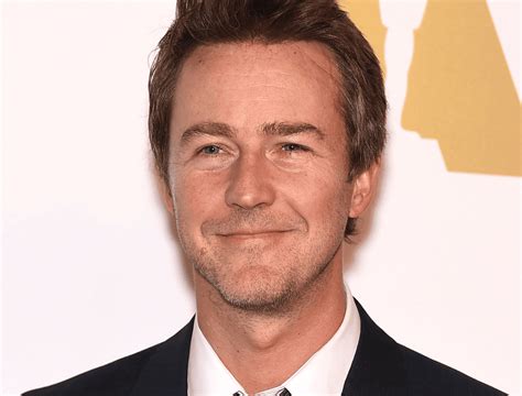 Edward Norton Se Junta A Novo Entre Facas E Segredos Olhar Digital