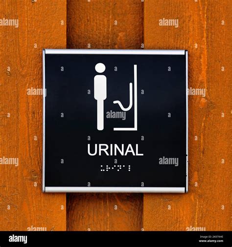 Sign For Urinal Banque De Photographies Et Dimages à Haute Résolution