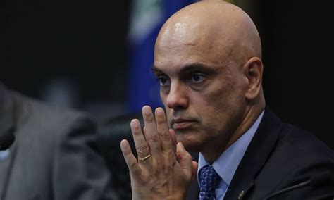 Alexandre De Moraes Recua De Decis O Anterior E Suspende Censura De