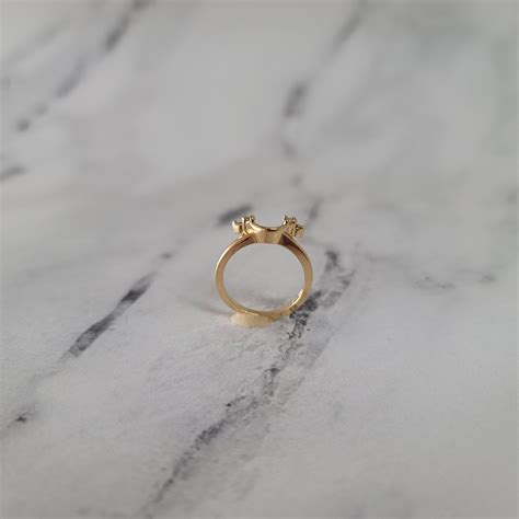 'U' Shaped Diamond Ring Wrap/Enhancer For Sale at 1stDibs