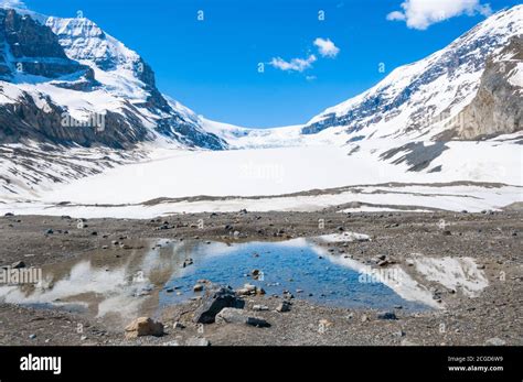 Athabasca Glacier Ice Explorer Hi Res Stock Photography And Images Alamy