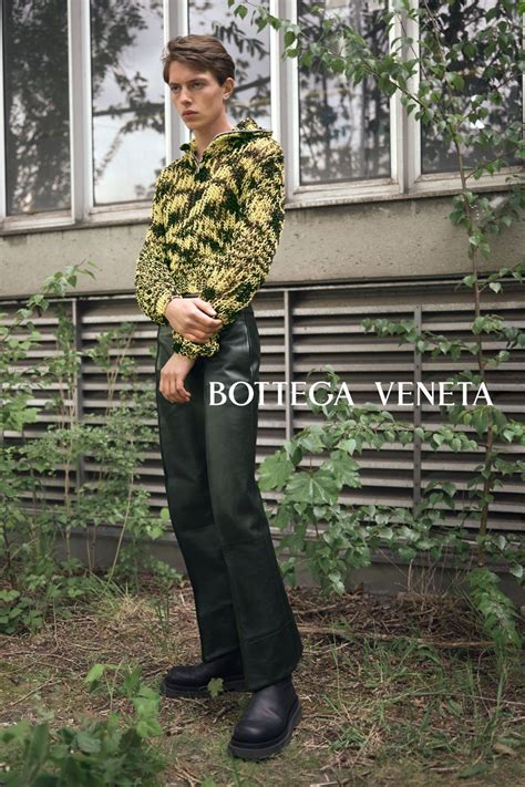 Bottega Veneta S New Fall Campaign Collater Al