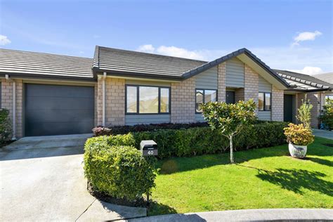 40 Royalle Mews Botany Downs Manukau City Real Estate Ray White