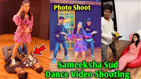 Sameeksha Sud New Dance Video Shoot On Teri Lat Lag Gai Song