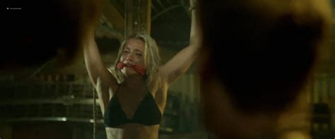 Nude Video Celebs Jessie Ward Nude Rest Stop Dont Look Back 2008