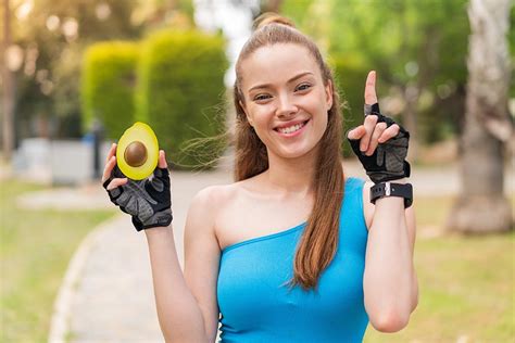 Cu Les Son Las Mejores Frutas Tropicales Para Hacer Deporte