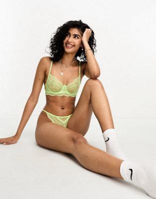 Hunkem Ller Lingerie Set Aus Spitze In Gr N Asos