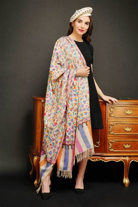 Buy Dusala Shawls Handwoven Pure Kani Pashmina Shawl Online Aza Fashions