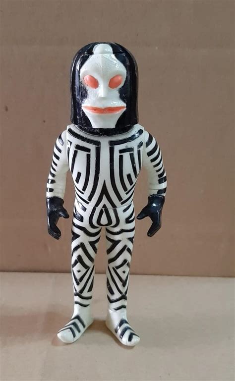 Ultraman Ultrakaiju Series Dada 6 Vinyl Sofubi Hobbies And Toys Toys