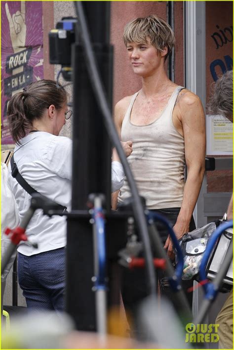 Mackenzie Davis on 'Terminator' Reboot Set - First Look Photos!: Photo ...