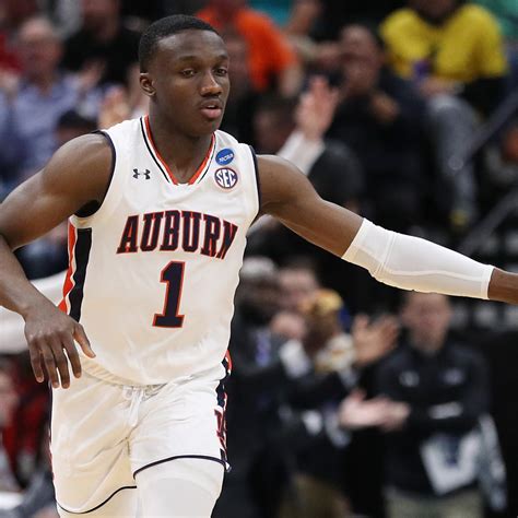 Video Watch Auburns Jared Harper Flush 1 Handed Fast Break Dunk Vs Kansas News Scores