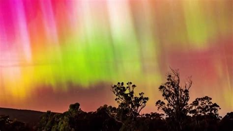 Aurora Australis Visible In Tasmanian And Victorian Morning Skies The