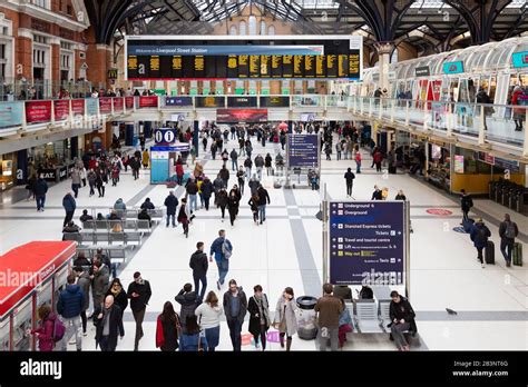 Central London Railway Terminus Hi Res Stock Photography And Images Alamy