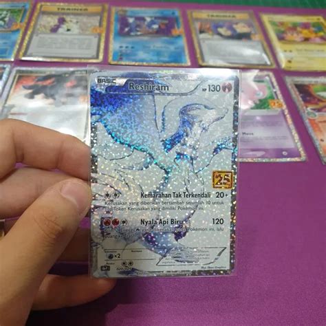 Kartu Pokemon Indonesia 25th Anniversary Collections Reshiram