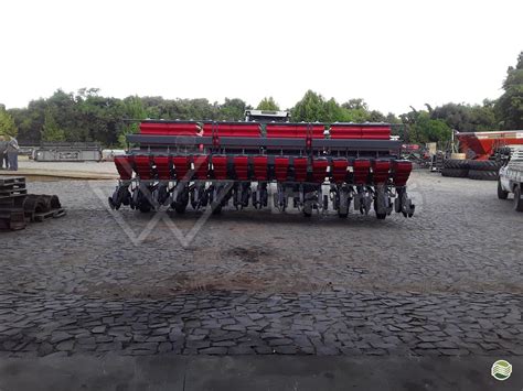 Plantadeira Massey Ferguson Mf Usado Venda Tratores E