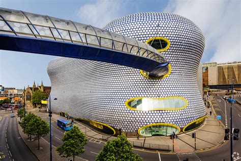 Nuveen Eyes £190 Million Bullring Mall Stake Sale