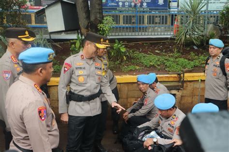 Polda Metro Jaya Gelar Pengecekan Personel BKO PAM TPS Untuk Pengamanan