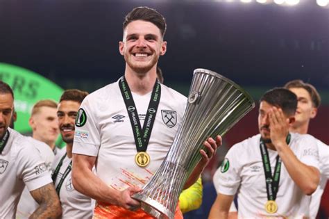 Declan Rice Responds To Arsenal Man Utd Chelsea Links After West Ham