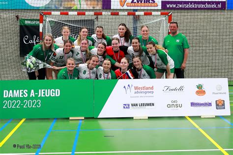 KAMPIOENSWEDSTRIJD ZONDAG 21 MEI Quintus Handbal