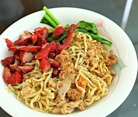 8 Tempat Makan Bakmie Di Pik Terenak Menu Harga Jam Buka