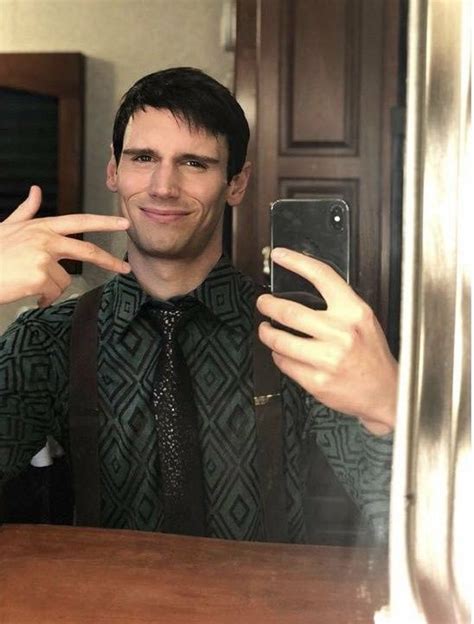 Pin By Hexevampyr On Cory Michael Smith Cory Michael Smith Gotham