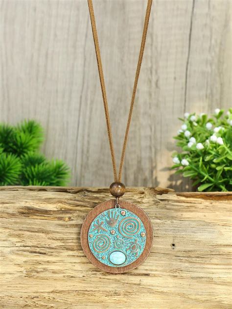 Turquoise And Hand Decor Round Pendant Necklace Shein Usa