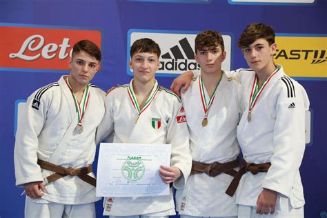 Di Pomezia Il Campione Italiano Cadetti Di Judo Emiliano Lattanzi