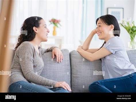 Two Women Talking Sofa Couch Hi Res Stock Photography And Images Alamy